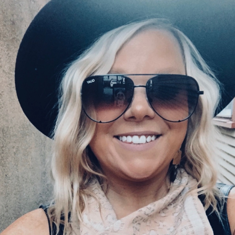 Meet your Posher, Nikki